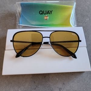 Quay High Key Sunglasses NWOT